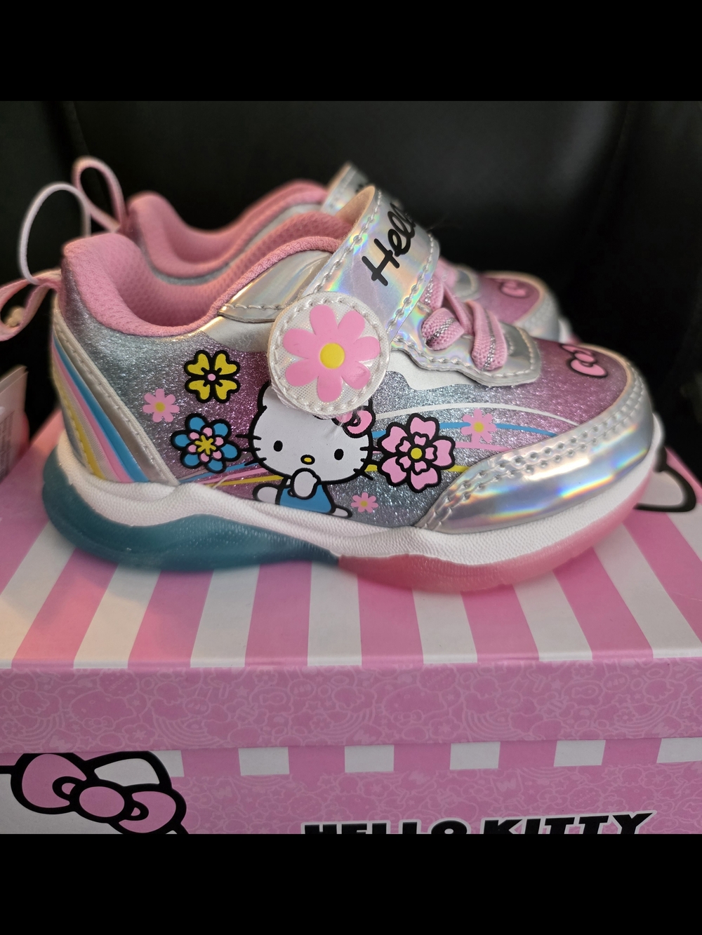 Hello Kitty Kids' Pink Glitter Light-Up Sneakers